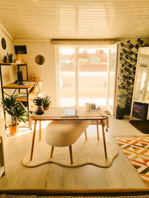 Tips for Creating a Cozy and Inviting Home Office Space
